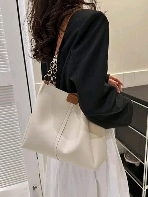 Tote bag | Elegant PU Leather Tote with Chain Strap - Image 4